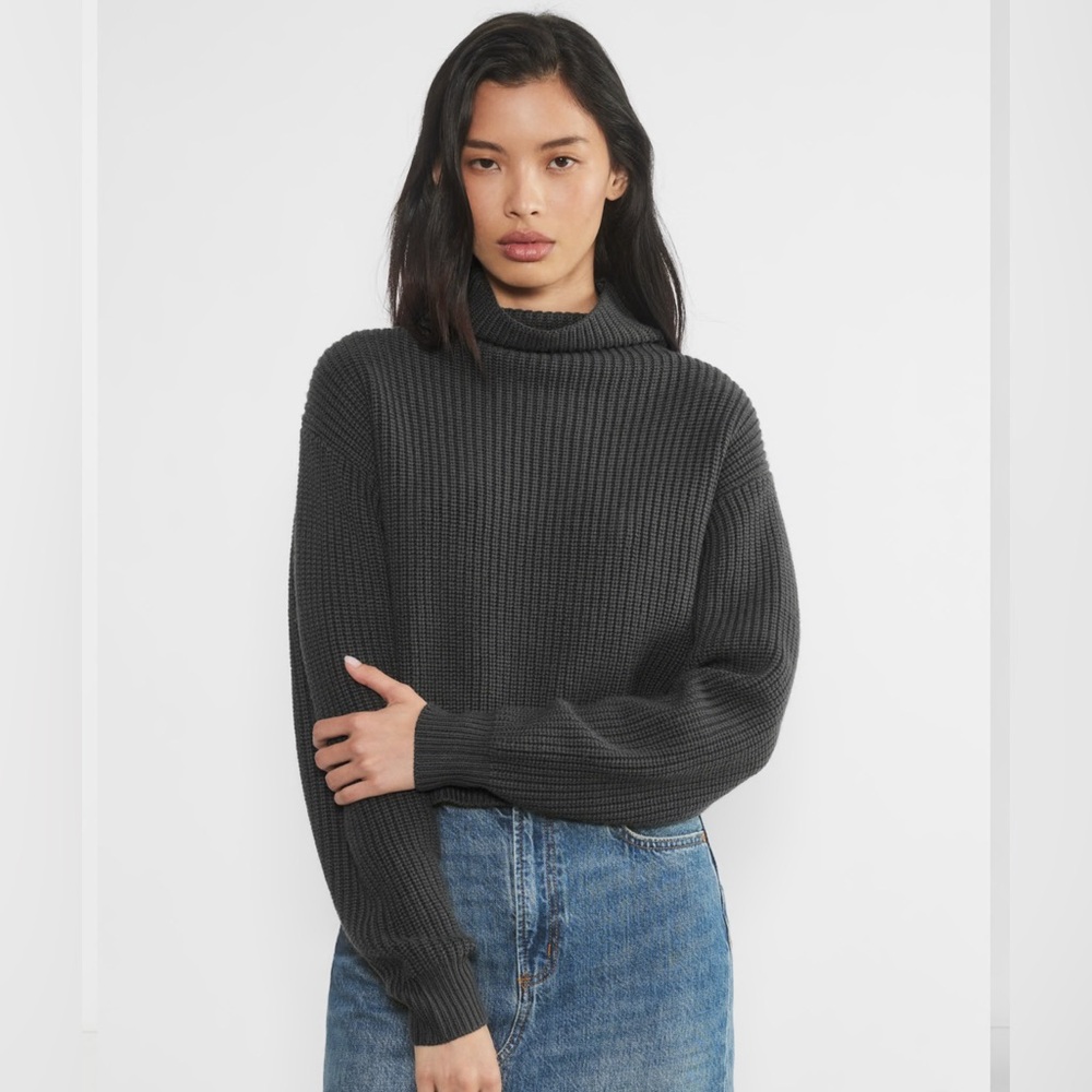 Aritzia Turtleneck - Merino Wool Wilfred Gray Sweater size XS ‼️FREE SHIPPING‼️